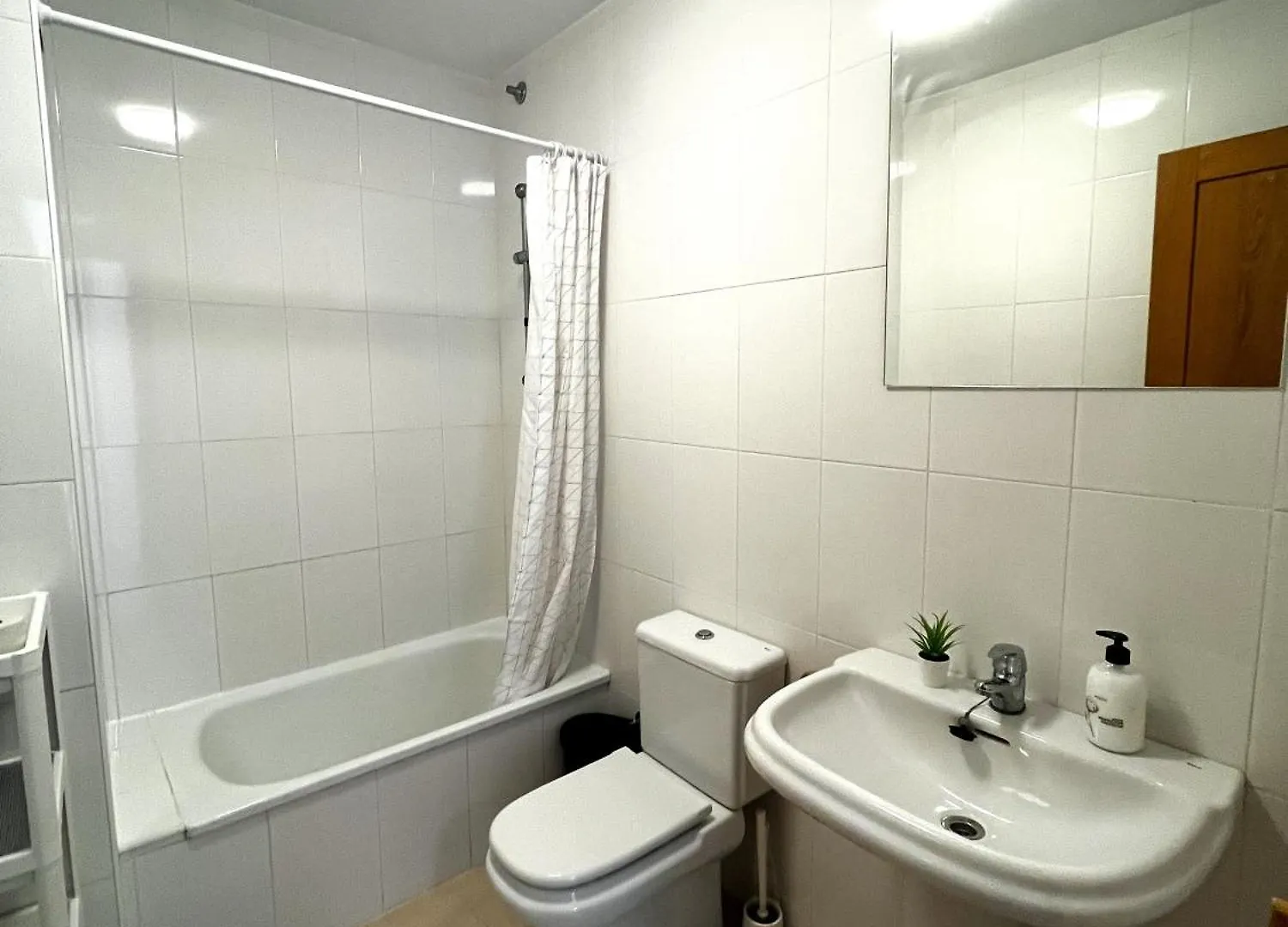 Urban Garden Apartamento F Chiclana de la Frontera Apartman
